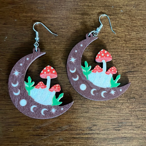 3/$15 Moon and Mushroom Dangling Earrings - Picture 1 of 3